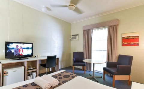 The Big Windmill Motor Lodge - Kawana Tourism 1