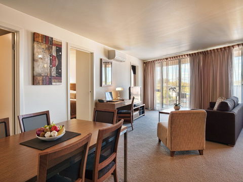 Quest Cheltenham Serviced Apartments - Kawana Tourism 3