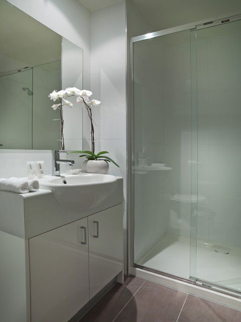 Quest Cheltenham Serviced Apartments - Kawana Tourism 7