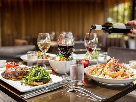 Novotel Canberra - Kawana Tourism 9