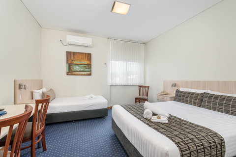 Alloggio Tudor Hamilton - Kawana Tourism 4