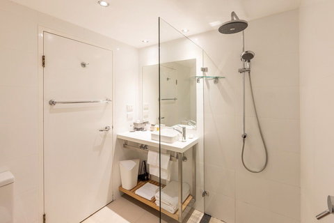 The Executive Inn Newcastle - Kawana Tourism 5