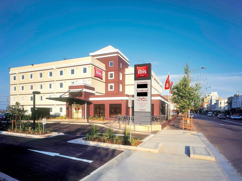 Ibis Newcastle - Kawana Tourism 0