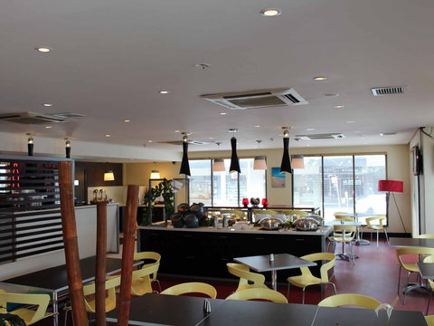 Ibis Newcastle - Kawana Tourism 6