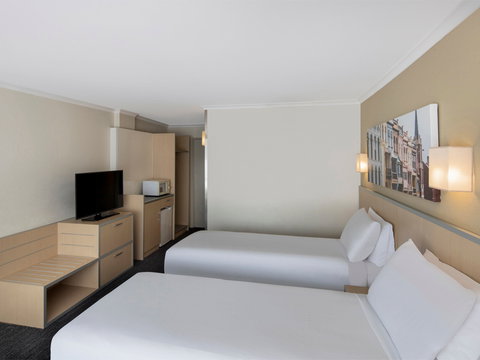 Mercure Newcastle - Kawana Tourism 5