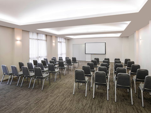 Mercure Newcastle - Kawana Tourism 9
