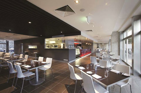 Adina Apartment Hotel Perth - Kawana Tourism 15