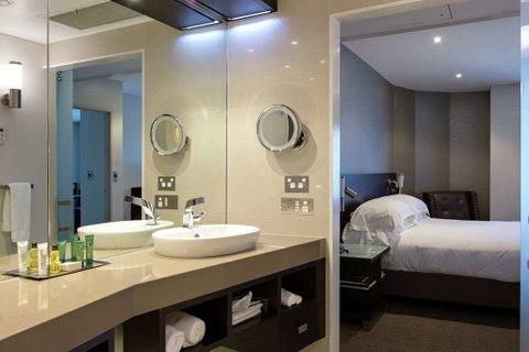 Hilton Darwin - Kawana Tourism 6