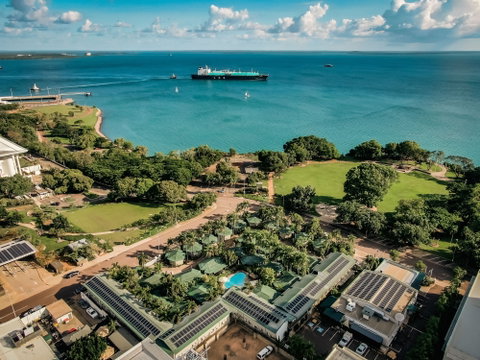Palms City Resort - Kawana Tourism 2