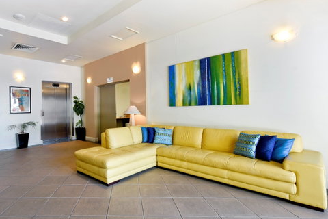 Metro Advance Apartments & Hotel - Kawana Tourism 2