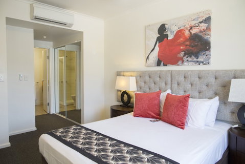 Metro Advance Apartments & Hotel - Kawana Tourism 7