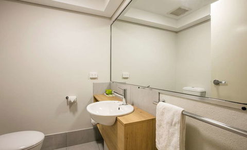 Kawana Waters Hotel By NightCap - Kawana Tourism 3