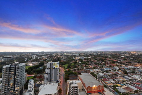 Astra Apartments Parramatta - Skyrise - Kawana Tourism 0