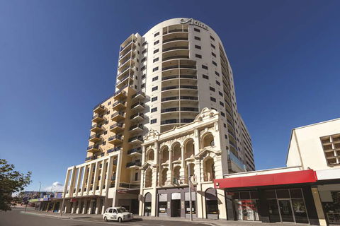 Adina Apartment Hotel Barrack Plaza - Kawana Tourism 0