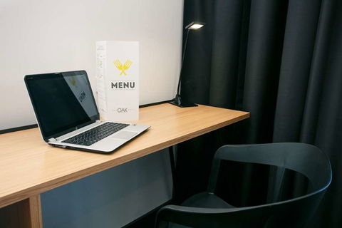 Alpha Hotel Eastern Creek - Kawana Tourism 11