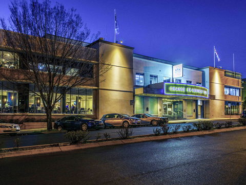 Mercure Orange - Kawana Tourism 1