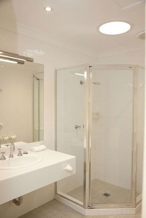 Zig Zag Motel - Kawana Tourism 10