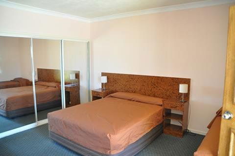 Townview Motel - Kawana Tourism 1