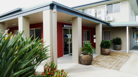 Port Denison Motor Inn - Kawana Tourism 1