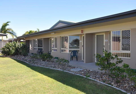 Port Denison Motor Inn - Kawana Tourism 2