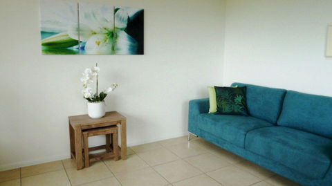 Port Denison Motor Inn - Kawana Tourism 6