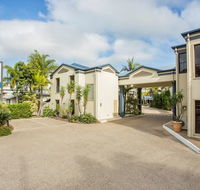 Coral Cay Resort Motor Inn - Kawana Tourism