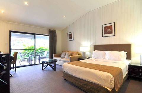 Mission Beach Resort - Kawana Tourism 2