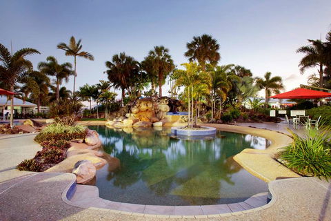 Mission Beach Resort - Kawana Tourism 5