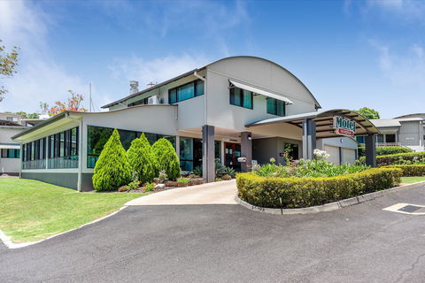 Eastgate On The Range Motel - Kawana Tourism 2