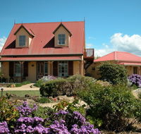 Swansea Cottages - Kawana Tourism