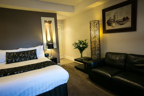 Gallery Apartments - Kawana Tourism 2
