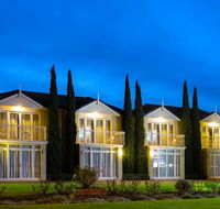 Best Western Colonial Village Motel - Kawana Tourism