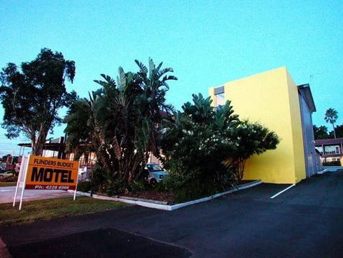Flinders Motel - Kawana Tourism 0