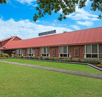 AAt 28 Goldsmith Motel - Kawana Tourism
