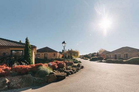 Country Club Villas - Kawana Tourism 13