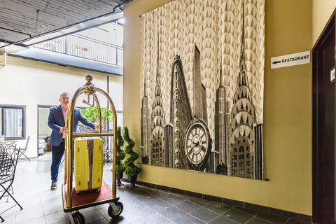 Airport Hotel Sydney - Kawana Tourism 2