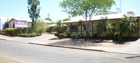 Outback Motel - Kawana Tourism 1