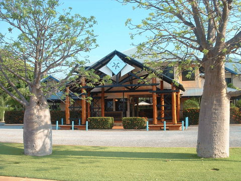 Blue Seas Resort - Kawana Tourism 1