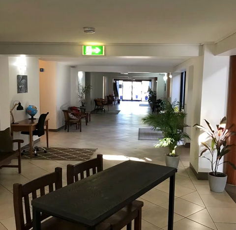Ayr Traveller's Motel - Kawana Tourism 2