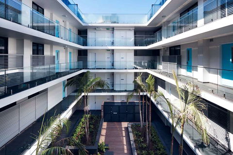 Veriu Camperdown - Kawana Tourism 1