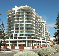 Oaks Liberty Towers - Kawana Tourism