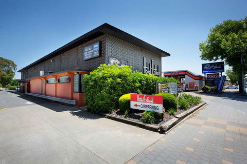 Enfield Hotel - Kawana Tourism 0