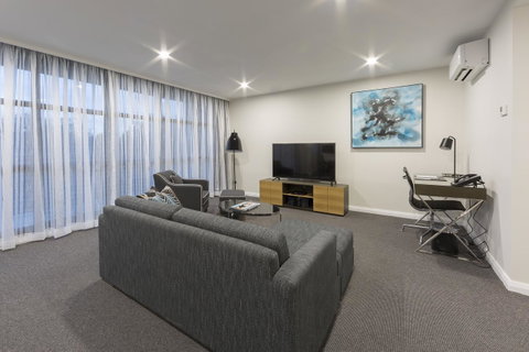 Avenue Hotel Canberra - Kawana Tourism 27