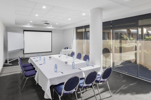 Garden City Hotel, Best Western Signature Collection - Kawana Tourism 23