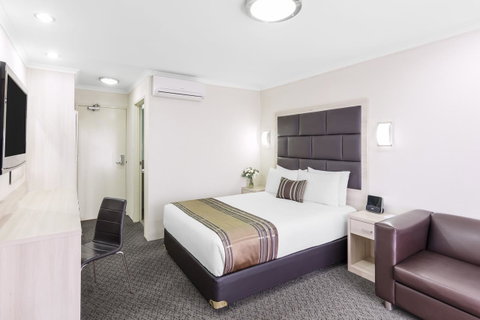 Garden City Hotel, Best Western Signature Collection - Kawana Tourism 3