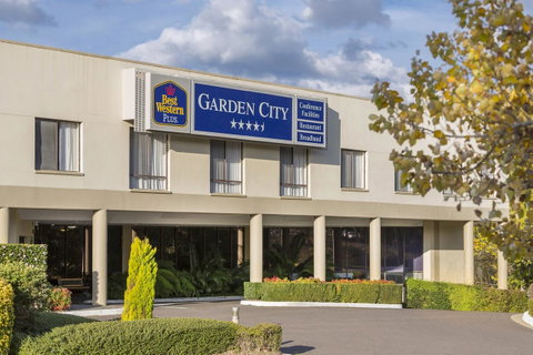 Garden City Hotel, Best Western Signature Collection - Kawana Tourism 12