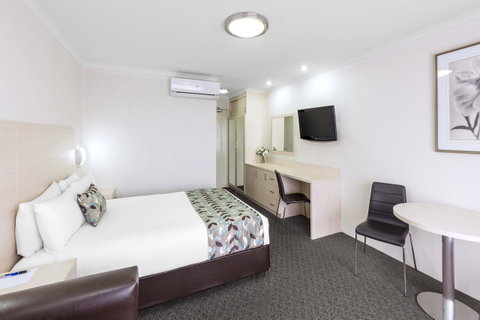 Garden City Hotel, Best Western Signature Collection - Kawana Tourism 4