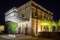 Book Orange Accommodation Vacations Kawana Tourism Kawana Tourism
