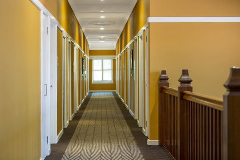 Hotel Kurrajong Canberra - Kawana Tourism 16