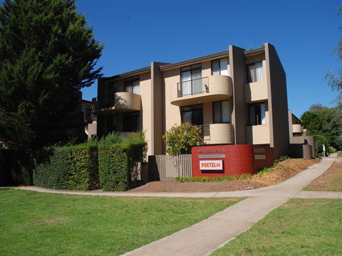 Manuka Park Serviced Apartments - Kawana Tourism 2
